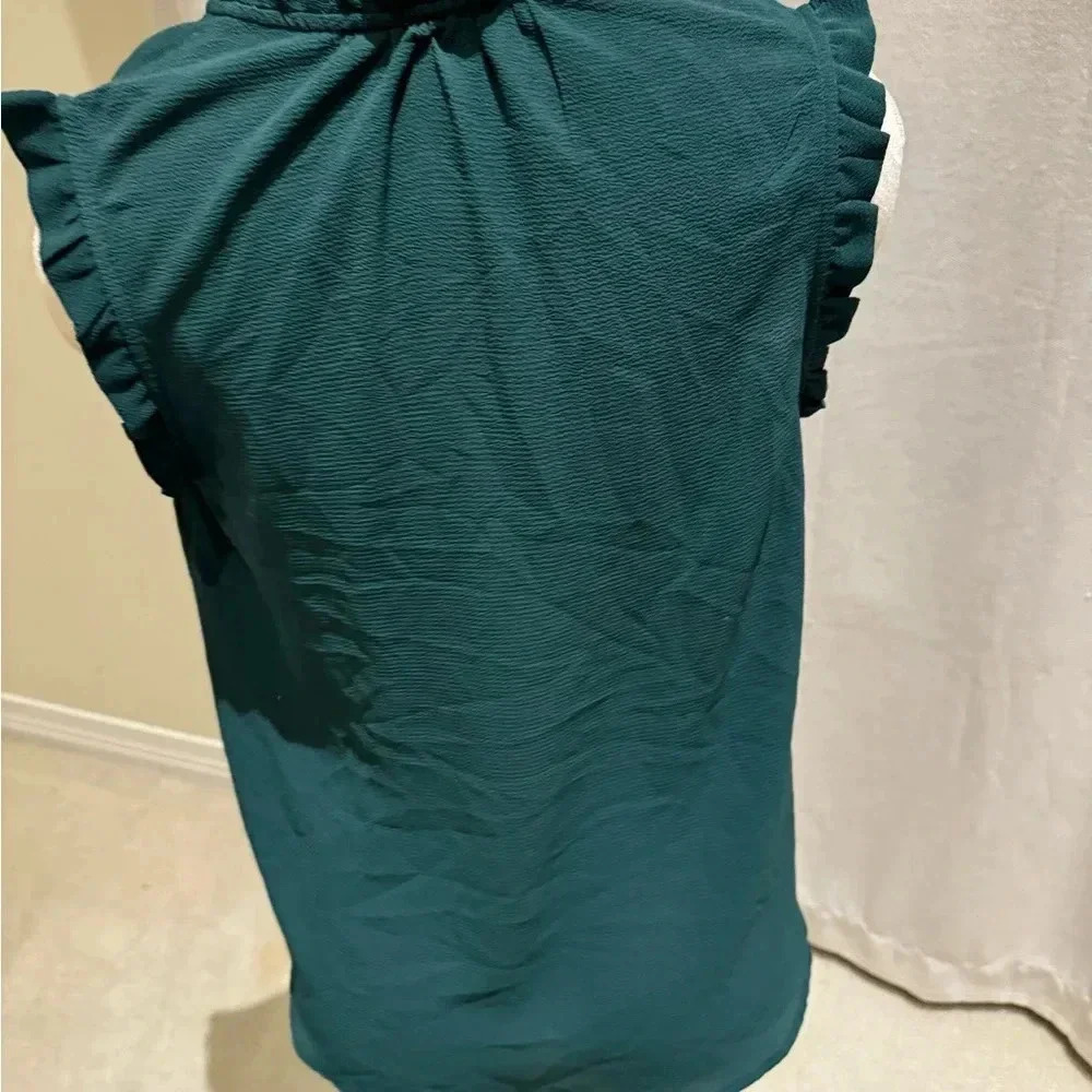 Shirt - Picture 6 of 7